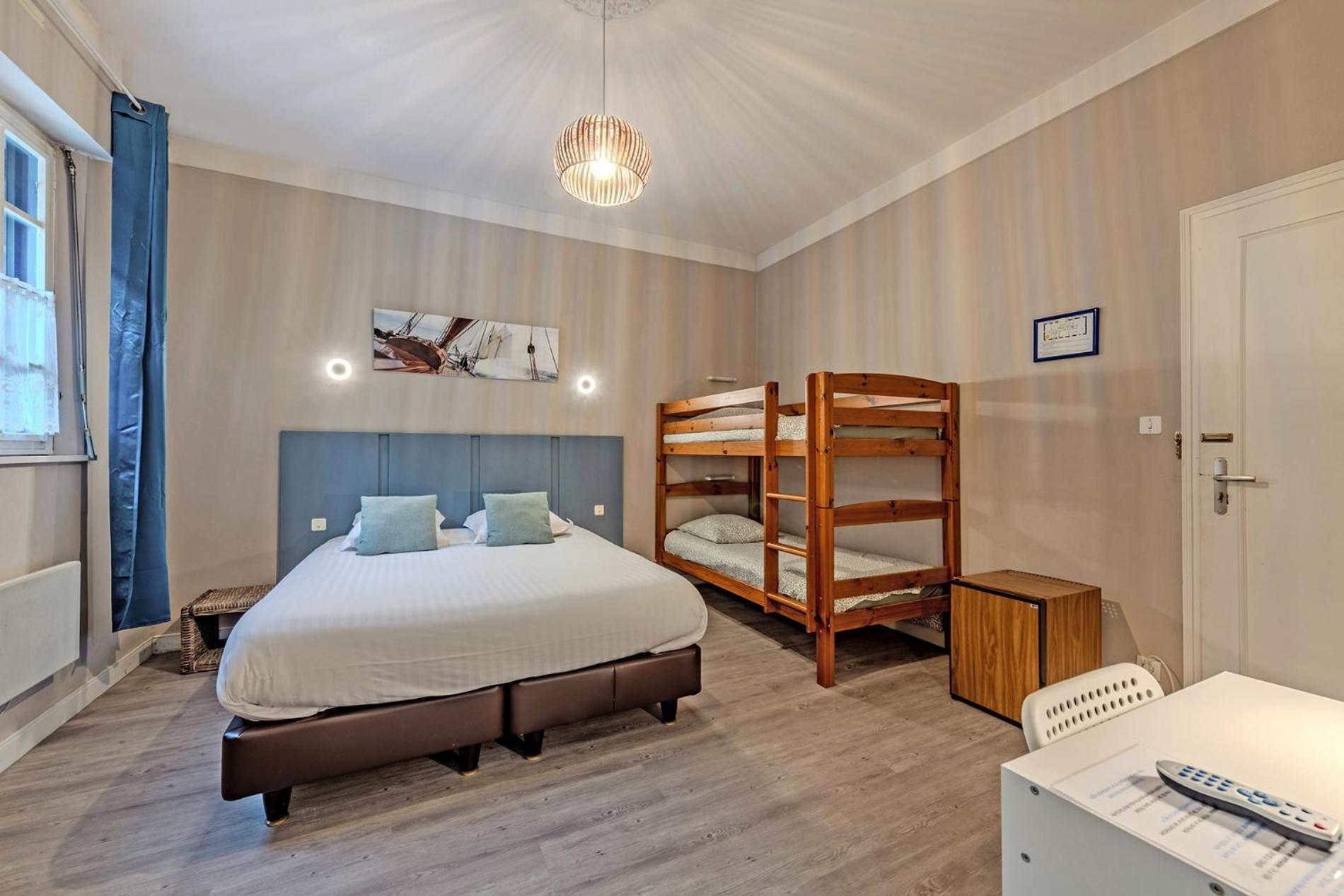 Logis Hotel De La Corniche Брест Екстер'єр фото